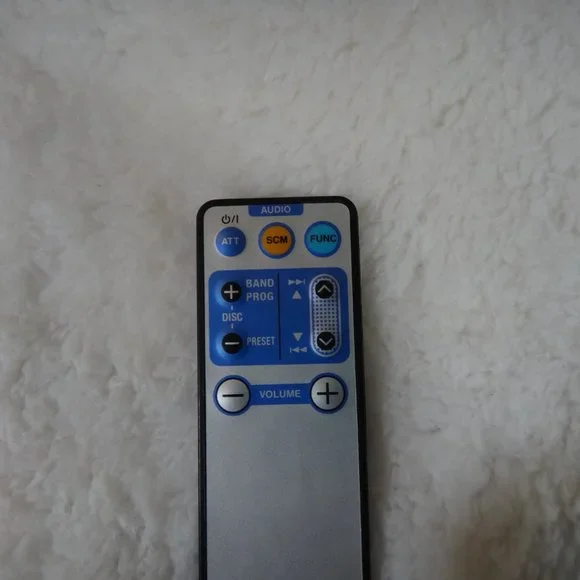 JVC RM-RK31Original JVC Car Audio Remote Control - Picture 2 of 4